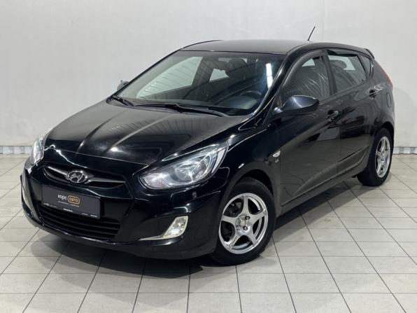 Hyundai Solaris I с пробегом 2012 года, цена 695 000 рублей, 176765 км, хэтчбек, Автокод Объявления