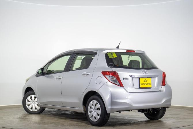 Toyota Vitz III (XP130) с пробегом 2013 года, цена 1 079 000 рублей, 54224 км, хэтчбек, Автокод Объявления