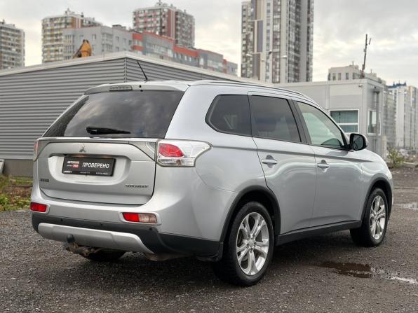 Mitsubishi Outlander III с пробегом 2014 года, цена 1 295 000 рублей, 196000 км, внедорожник, Автокод Объявления