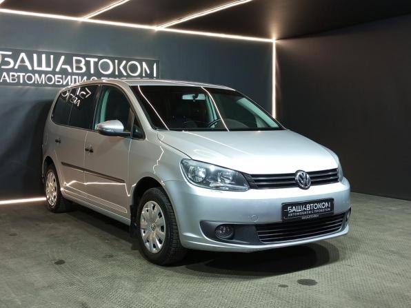 Volkswagen Touran I Рестайлинг 2 с пробегом 2011 года, цена 845 000 рублей, 235406 км, компактвэн, Автокод Объявления
