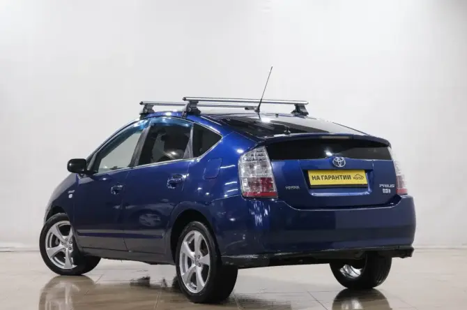 Toyota Prius II Рестайлинг (XW20) с пробегом 2008 года, цена 659 000 рублей, 320000 км, лифтбек, Автокод Объявления