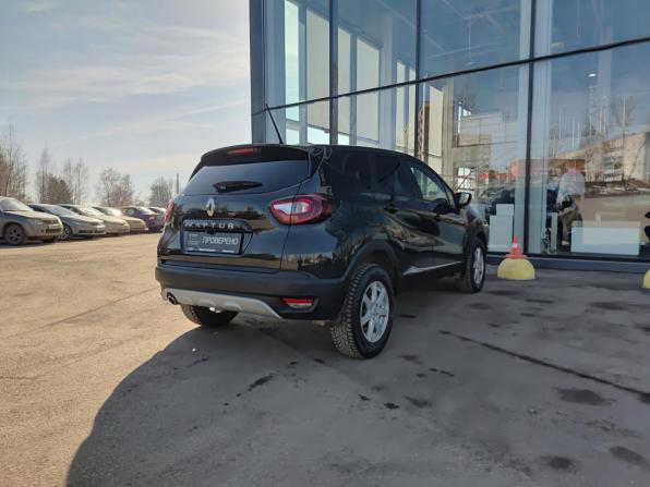 Renault Kaptur I Рестайлинг с пробегом 2021 года, цена 1 666 000 рублей, 29800 км, внедорожник, Автокод Объявления