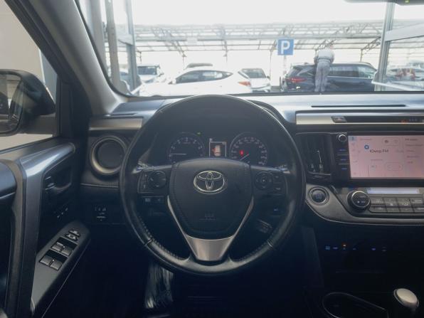 Toyota RAV4 IV (XA40) Рестайлинг с пробегом 2019 года, цена 2 830 000 рублей, 81000 км, внедорожник, Автокод Объявления