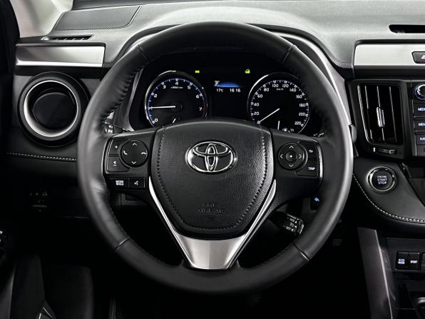 Toyota RAV4 IV (XA40) Рестайлинг с пробегом 2018 года, цена 3 250 000 рублей, 87200 км, внедорожник, Автокод Объявления