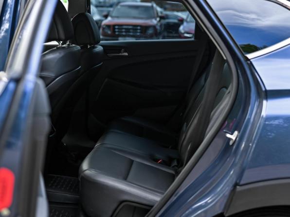 Hyundai Tucson III с пробегом 2016 года, цена 1 750 000 рублей, 180828 км, внедорожник, Автокод Объявления