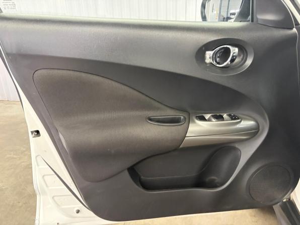 Nissan Juke I с пробегом 2012 года, цена 937 000 рублей, 135974 км, внедорожник, Автокод Объявления