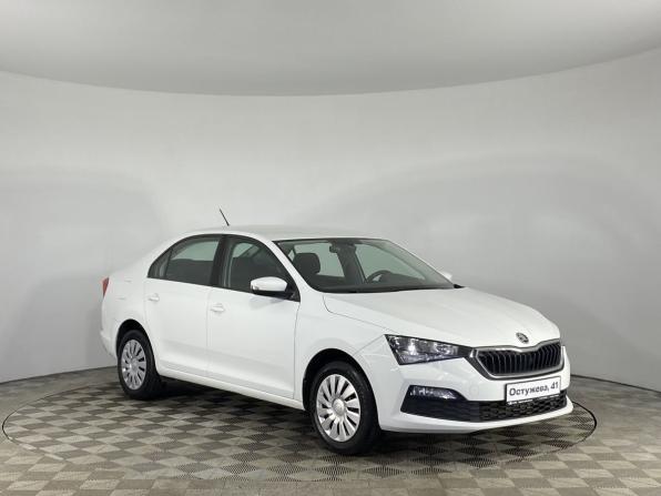 Skoda Rapid II с пробегом 2021 года, цена 1 780 000 рублей, 88617 км, лифтбек, Автокод Объявления