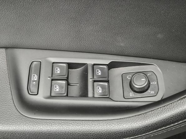 Volkswagen Passat B8 с пробегом 2017 года, цена 1 749 000 рублей, 134131 км, седан, Автокод Объявления