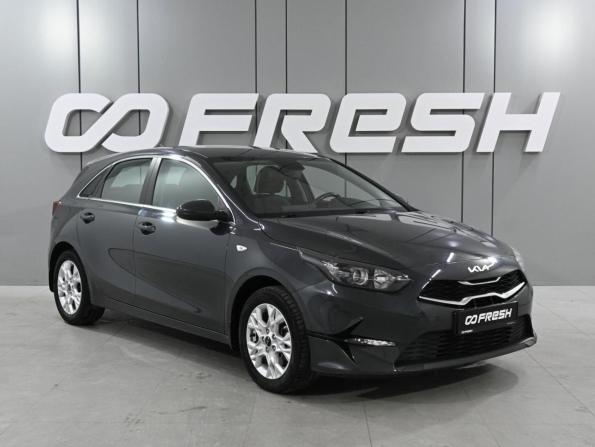 Kia Ceed III Рестайлинг с пробегом 2022 года, цена 2 199 000 рублей, 60984 км, хэтчбек, Автокод Объявления