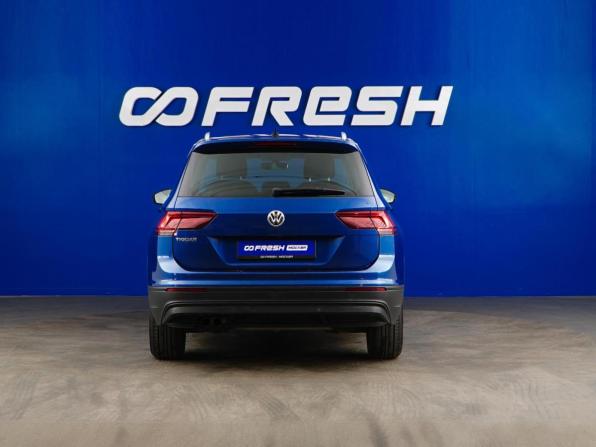 Volkswagen Tiguan II с пробегом 2018 года, цена 2 650 999 рублей, 46370 км, внедорожник, Автокод Объявления