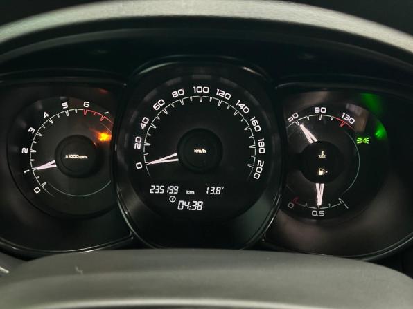 Lada (ВАЗ) Vesta I с пробегом 2017 года, цена 690 000 рублей, 235199 км, седан, Автокод Объявления