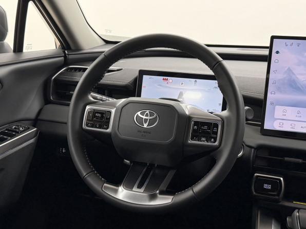 Toyota RAV4 VI (XA60) с пробегом 2026 года, цена 4 550 000 рублей, 13 км, внедорожник, Автокод Объявления