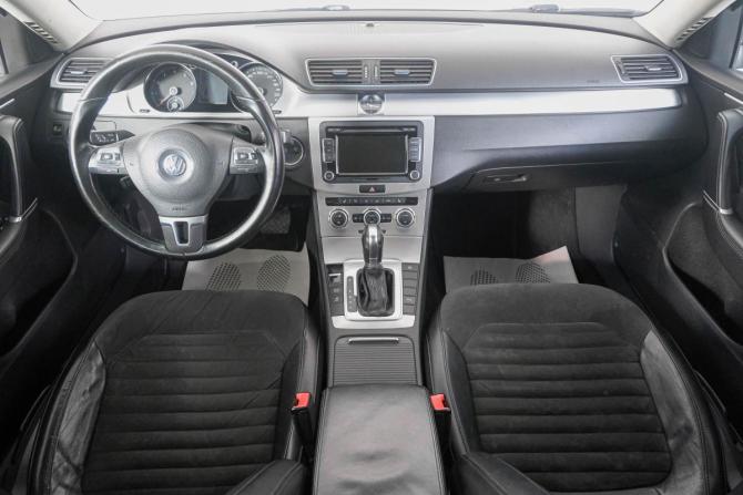 Volkswagen Passat B7 с пробегом 2013 года, цена 899 000 рублей, 326518 км, седан, Автокод Объявления