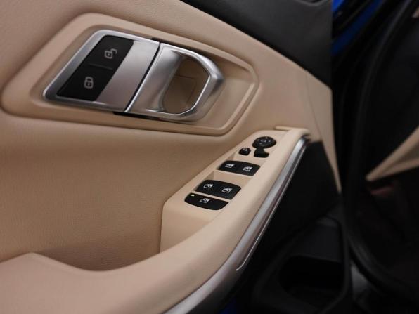 BMW 3 серии VII (G2x) с пробегом 2020 года, цена 2 549 077 рублей, 176991 км, седан, Автокод Объявления