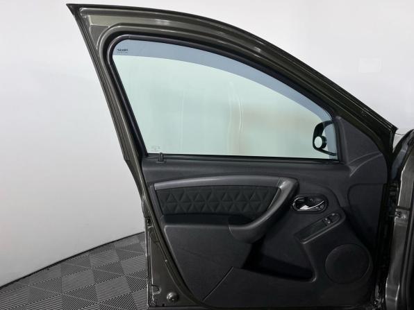 Renault Duster I Рестайлинг с пробегом 2017 года, цена 1 299 000 рублей, 170000 км, внедорожник, Автокод Объявления