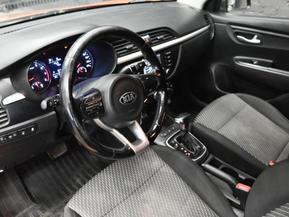 Kia Rio IV с пробегом 2017 года, цена 1 240 000 рублей, 195979 км, седан, Автокод Объявления