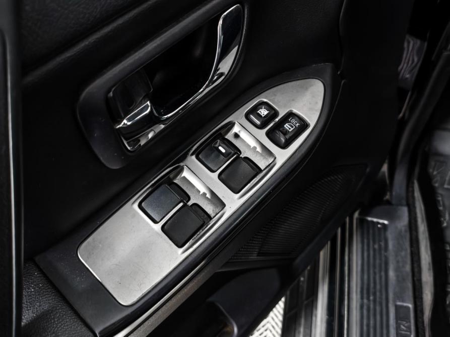 Mitsubishi Pajero IV Рестайлинг 1 Санкт-Петербург  - изображение 10