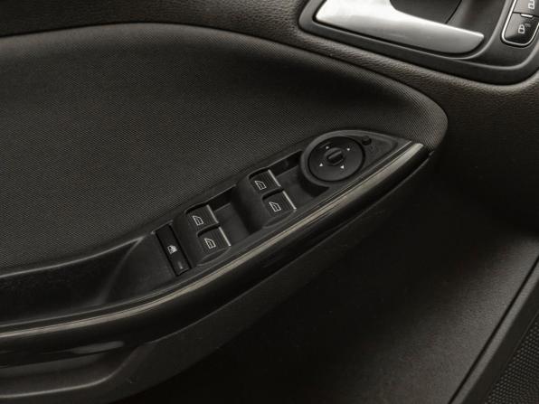 Ford Focus III Рестайлинг с пробегом 2014 года, цена 1 220 000 рублей, 110126 км, хэтчбек, Автокод Объявления