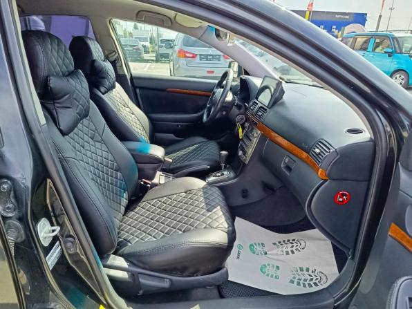 Toyota Avensis II Рестайлинг с пробегом 2006 года, цена 650 000 рублей, 297791 км, седан, Автокод Объявления
