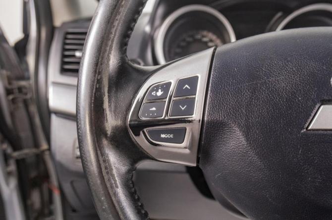 Mitsubishi Lancer X с пробегом 2009 года, цена 689 000 рублей, 315000 км, седан, Автокод Объявления