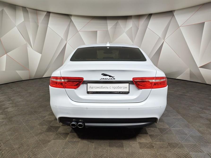 Jaguar XE I Москва  - изображение 8