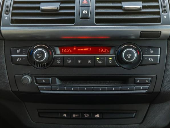 BMW X5 II (E70) Рестайлинг с пробегом 2013 года, цена 1 898 000 рублей, 176112 км, внедорожник, Автокод Объявления