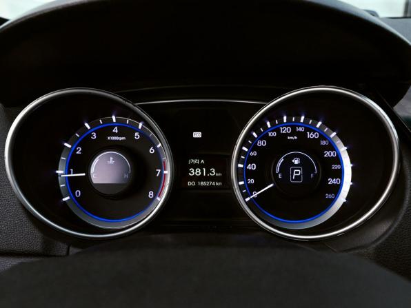 Hyundai Sonata VI (YF) с пробегом 2010 года, цена 1 125 000 рублей, 185273 км, седан, Автокод Объявления