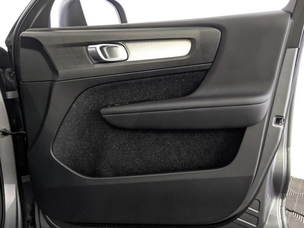 Volvo XC40 I с пробегом 2018 года, цена 2 445 000 рублей, 176314 км, внедорожник, Автокод Объявления