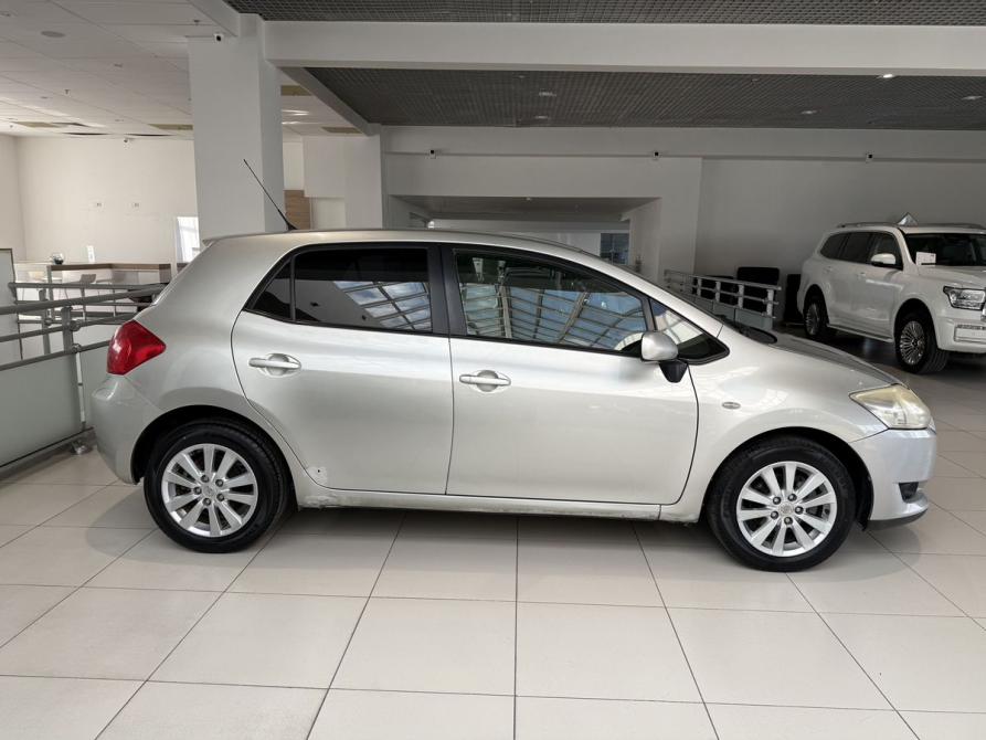 Toyota Auris I Челябинск  - изображение 4