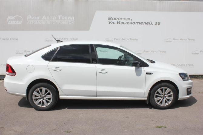 Volkswagen Polo V Рестайлинг с пробегом 2017 года, цена 1 100 000 рублей, 238783 км, седан, Автокод Объявления