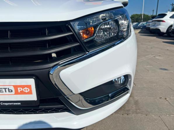 Lada (ВАЗ) Vesta I с пробегом 2021 года, цена 1 115 000 рублей, 53161 км, седан, Автокод Объявления