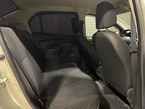 Renault Logan II Рестайлинг с пробегом 2021 года, цена 1 095 000 рублей, 40965 км, седан, Автокод Объявления