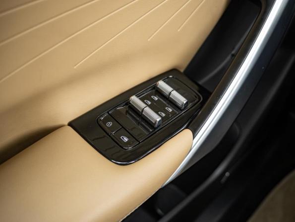 Geely Boyue L I с пробегом 2023 года, цена 2 499 000 рублей, 32033 км, внедорожник, Автокод Объявления