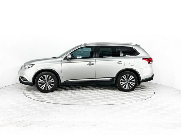 Mitsubishi Outlander III Рестайлинг 3 с пробегом 2019 года, цена 2 091 000 рублей, 127000 км, внедорожник, Автокод Объявления