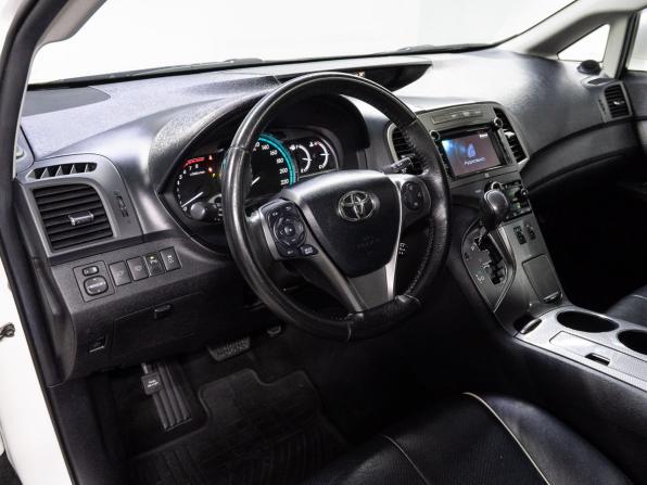 Toyota Venza I Рестайлинг с пробегом 2013 года, цена 2 299 000 рублей, 203657 км, внедорожник, Автокод Объявления