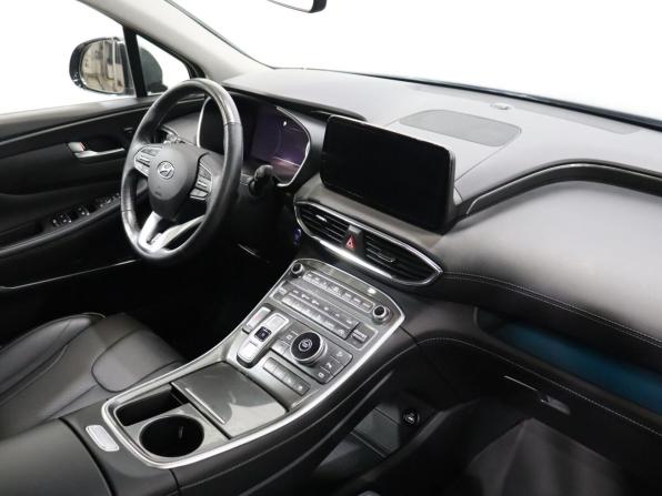 Hyundai Santa Fe IV Рестайлинг с пробегом 2023 года, цена 4 259 000 рублей, 49237 км, внедорожник, Автокод Объявления
