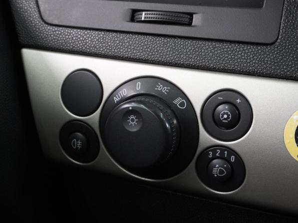 Opel Astra H Рестайлинг с пробегом 2009 года, цена 549 000 рублей, 186600 км, универсал, Автокод Объявления