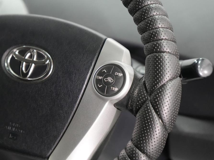 Toyota Prius III Рестайлинг (XW30) Новосибирск  - изображение 23