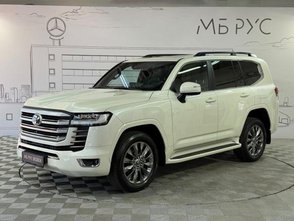 Toyota Land Cruiser 300 Series с пробегом 2024 года, цена 13 900 000 рублей, 6000 км, внедорожник, Автокод Объявления