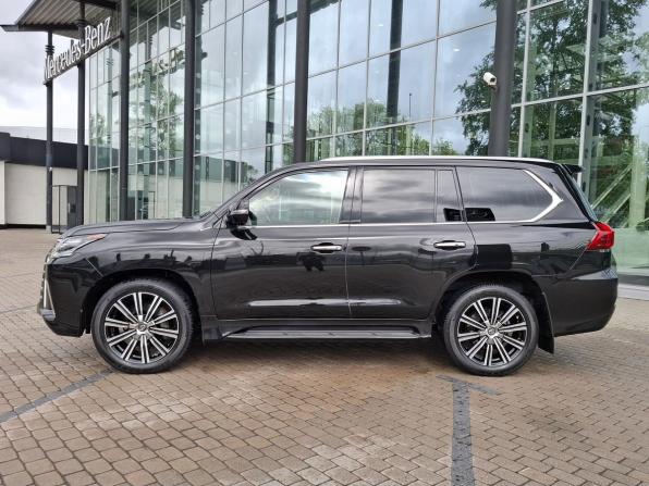 Lexus LX III Рестайлинг 2 с пробегом 2018 года, цена 8 390 000 рублей, 108000 км, внедорожник, Автокод Объявления