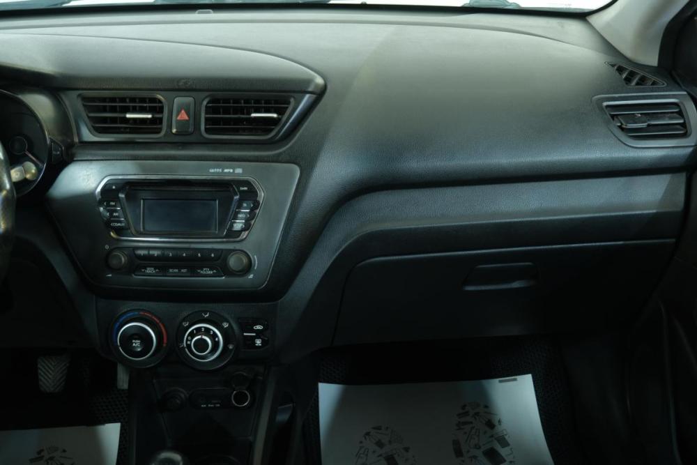 Kia Rio III Омск  - изображение 16