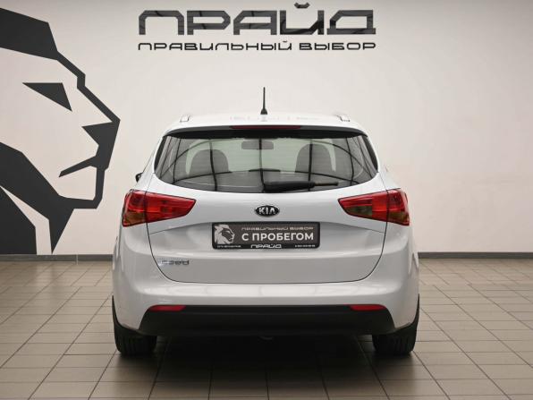 Kia Ceed II с пробегом 2012 года, цена 929 000 рублей, 196192 км, универсал, Автокод Объявления