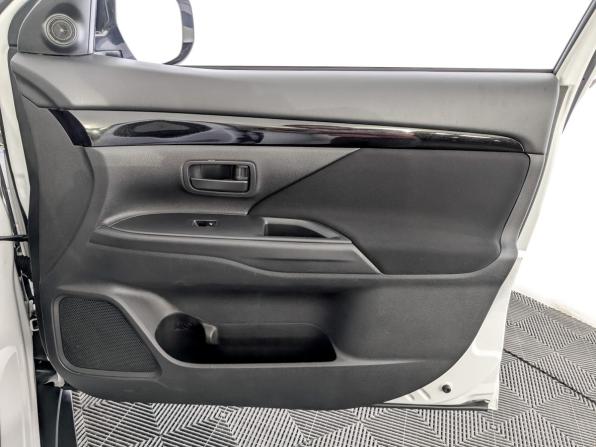 Mitsubishi Outlander III Рестайлинг 3 с пробегом 2020 года, цена 2 655 000 рублей, 54276 км, внедорожник, Автокод Объявления