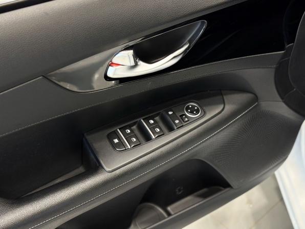 Kia Cerato IV с пробегом 2020 года, цена 2 095 000 рублей, 102000 км, седан, Автокод Объявления