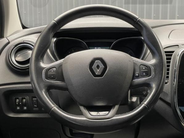 Renault Kaptur I с пробегом 2017 года, цена 1 427 000 рублей, 181124 км, внедорожник, Автокод Объявления