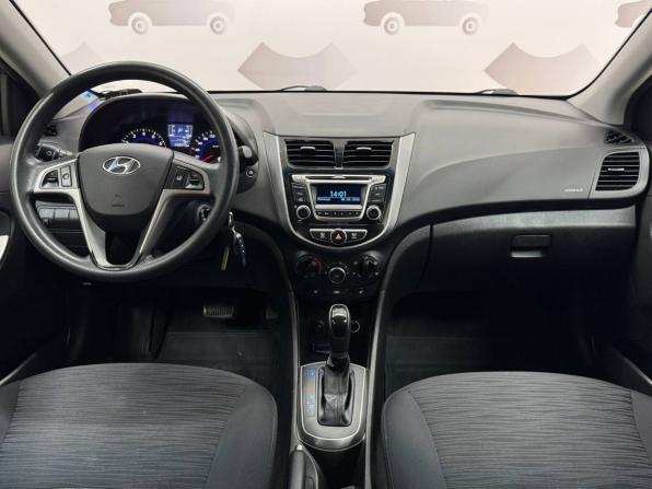 Hyundai Solaris I Рестайлинг с пробегом 2015 года, цена 1 047 000 рублей, 143471 км, седан, Автокод Объявления