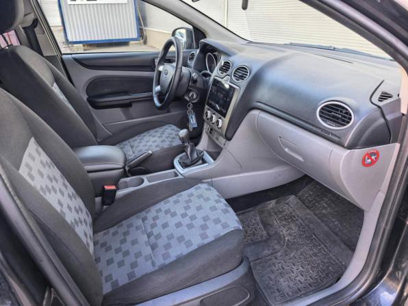 Ford Focus II Рестайлинг с пробегом 2011 года, цена 587 000 рублей, 239427 км, хэтчбек, Автокод Объявления
