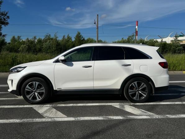 Kia Sorento III Prime Рестайлинг с пробегом 2018 года, цена 2 449 000 рублей, 253000 км, внедорожник, Автокод Объявления