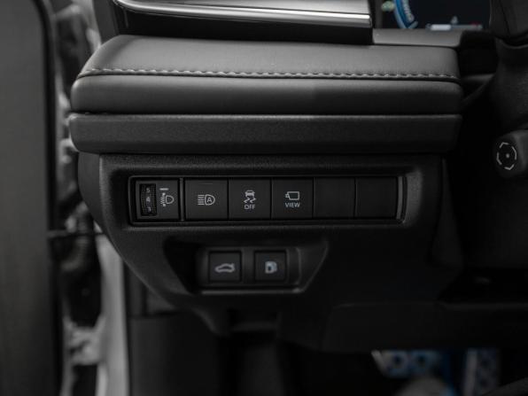 Toyota Camry IX (XV80) China Market с пробегом 2026 года, цена 4 450 000 рублей, 34 км, седан, Автокод Объявления