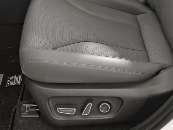 Toyota RAV4 VI (XA60) с пробегом 2025 года, цена 4 990 000 рублей, 42 км, внедорожник, Автокод Объявления